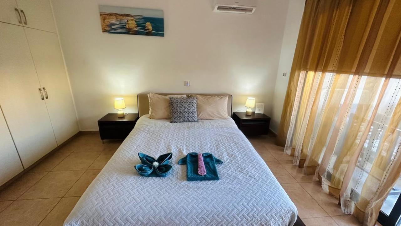 Apartman Pool Side 2 Bedroom Queens Gardens Complex