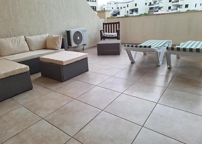 Pool Side 2 Bedroom Queens Gardens Complex