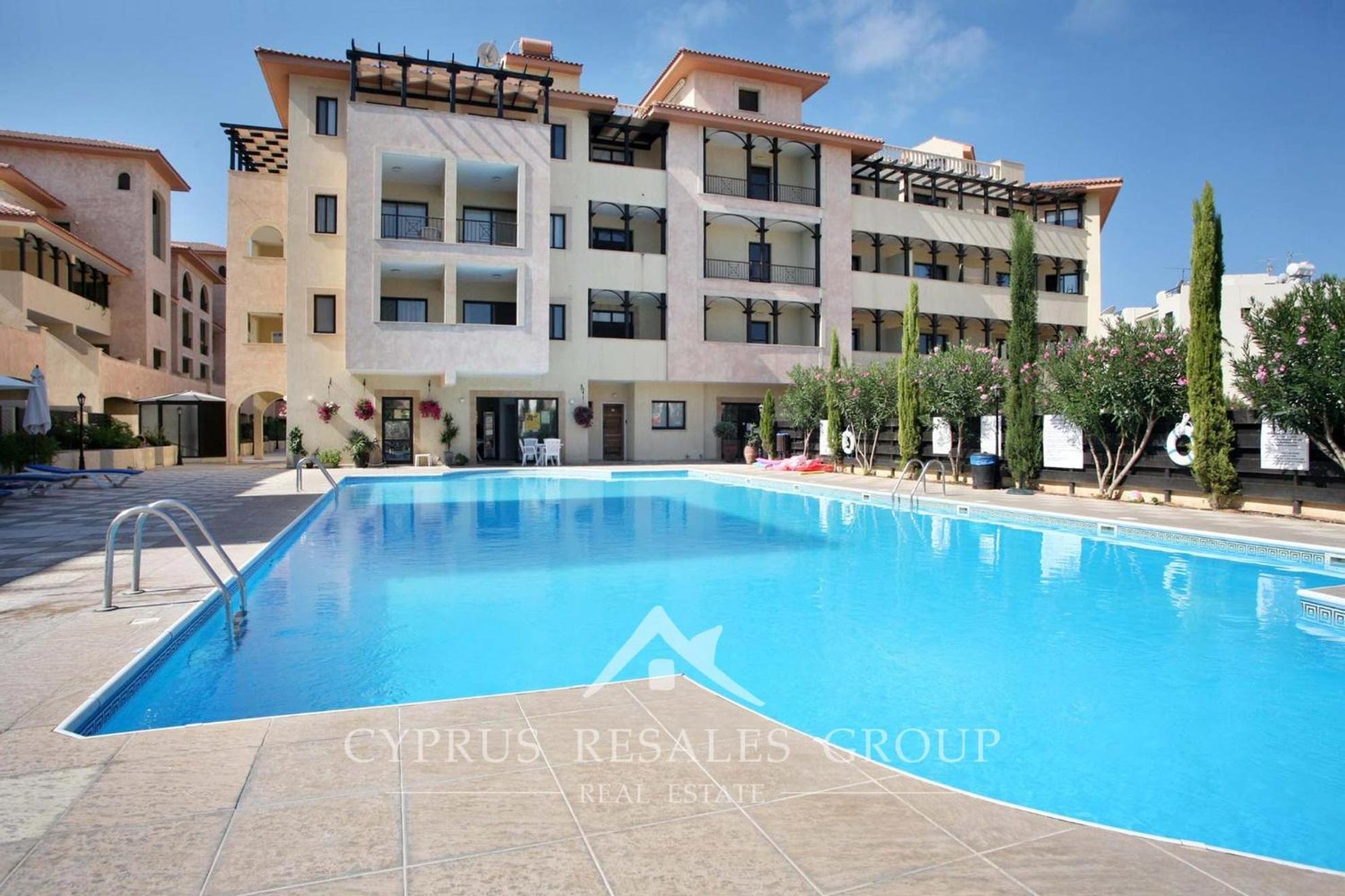 Apartament Pool Side 2 Bedroom Queens Gardens Complex Paphos